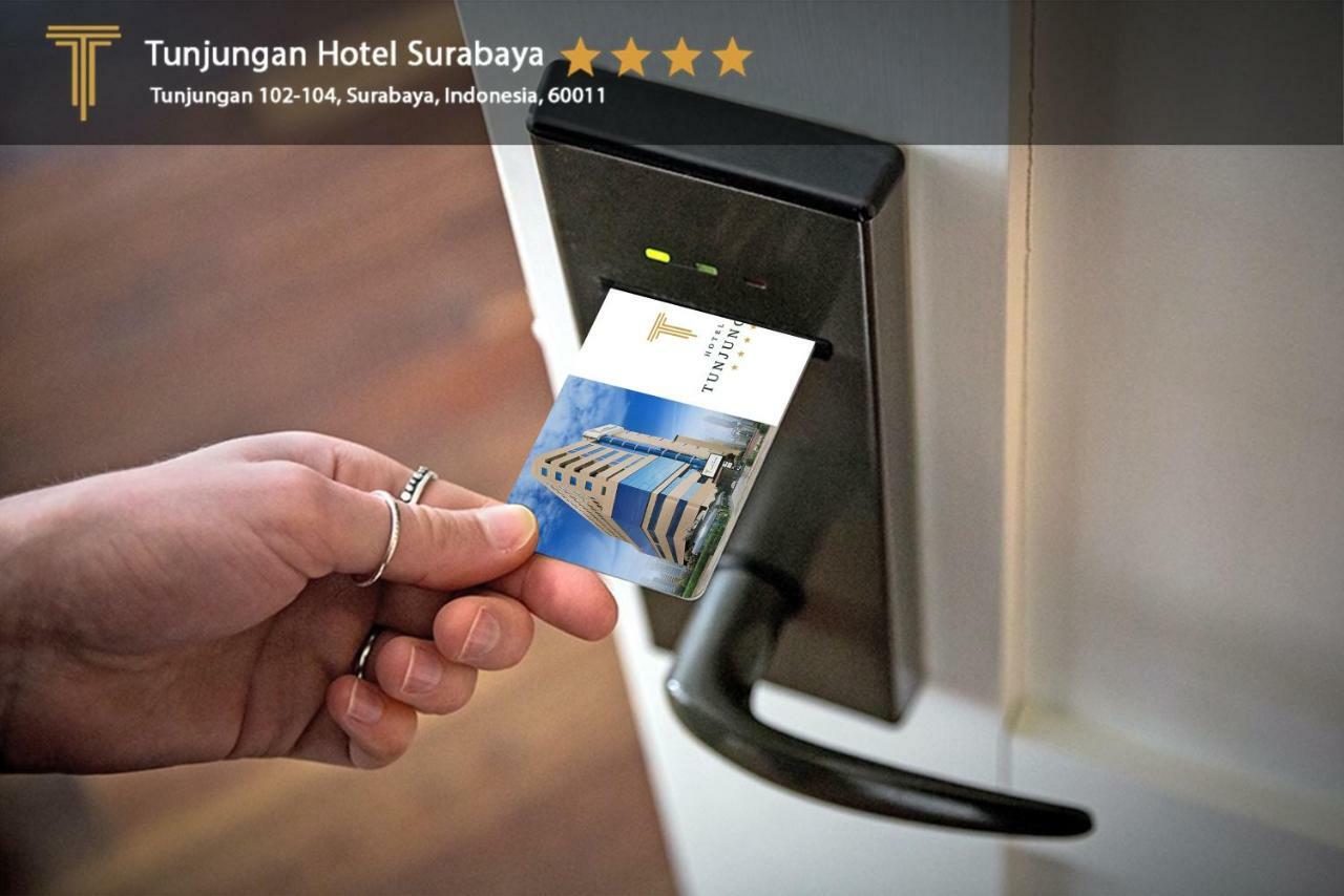 Tunjungan Hotel 4*